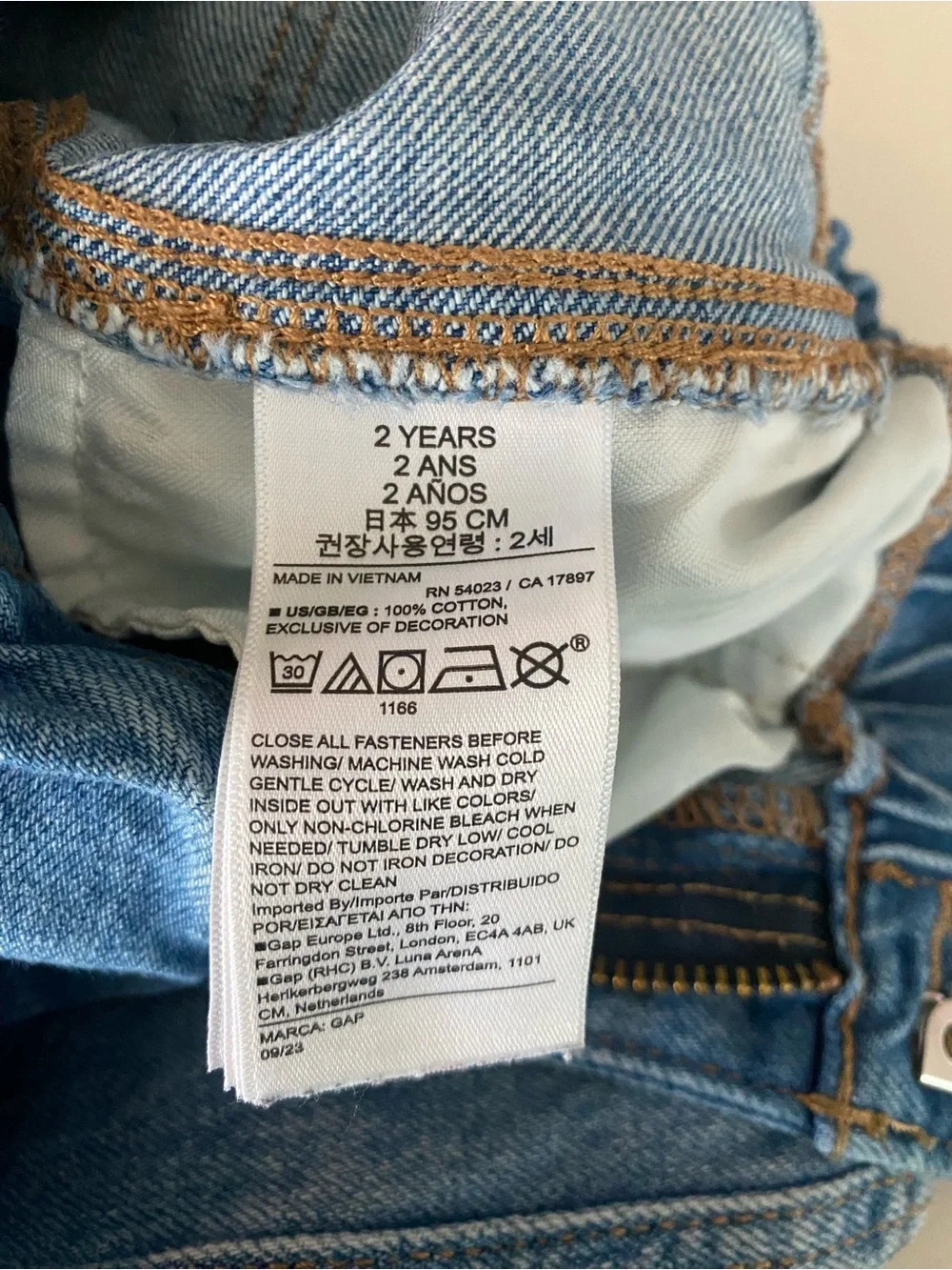 Disney baby gap Girls Minnie Mouse Daisy Duck embroidered 100% Denim Jeans 2T